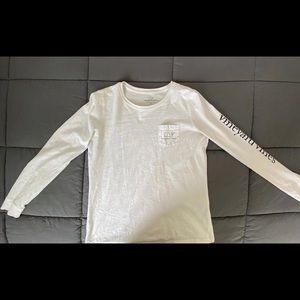 White Vineyard Vines long sleeve shirt